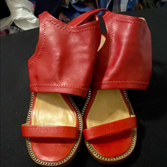 SCHUTZ Shoes - SCHUTZ WO SIZE 8/8.5(EU39) RED LEATHER STRAP SANDAL ANKLE TOE STRAP CHAIN ACCENT